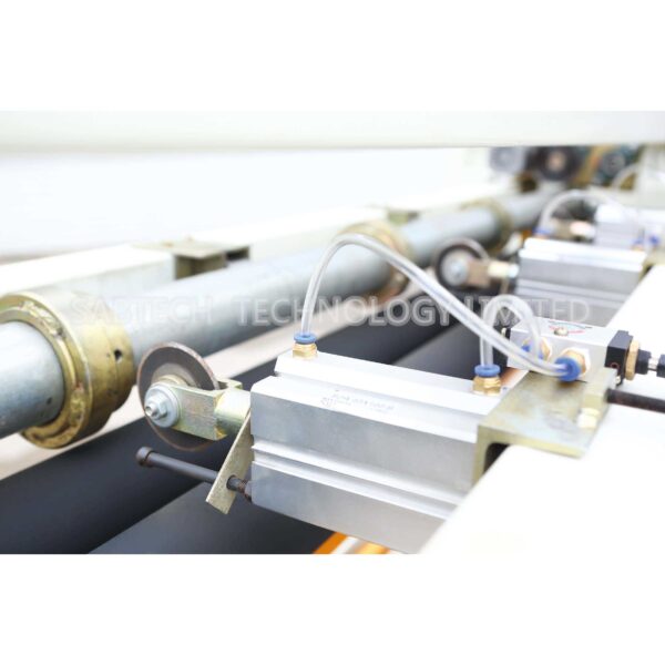 fabric cutting machine details