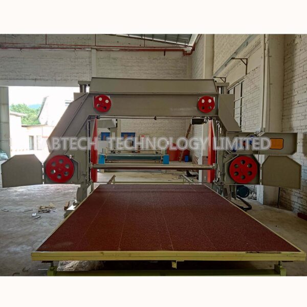 foam cutting machine